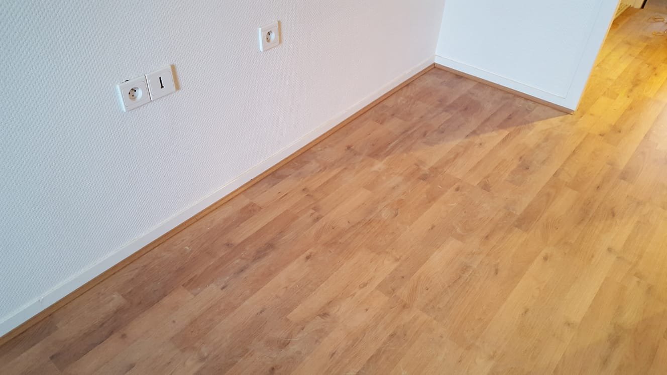Pose parquet Montpellier – jonction deux pièces seuil de porte ABYL34