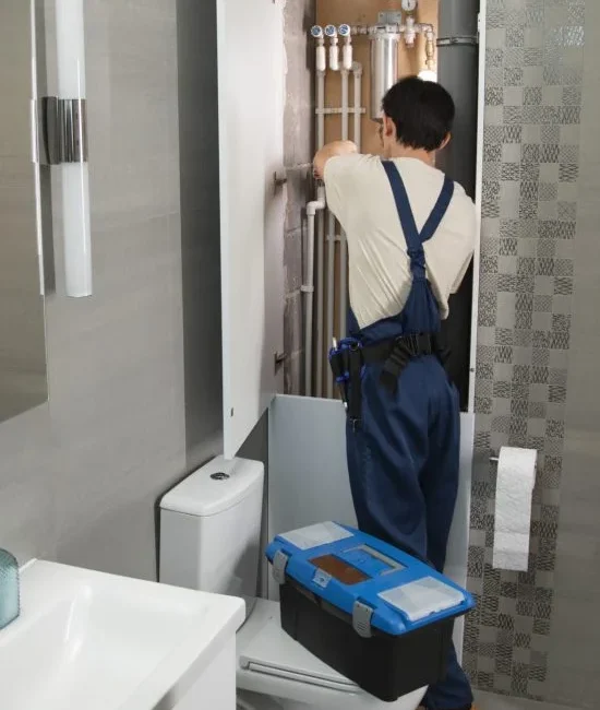 Chantier de rénovation de salle de bain à Montpellier réalisé par un artisan expert